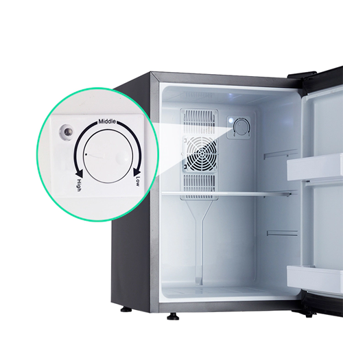 Минибар с плътна врата